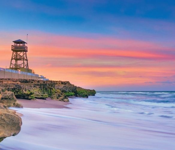 Treasure-Coast.V17.House-of-Refuge-Northern-Sky-Colors-Atlantic-Ocean-Stuart-Florida-1024x683